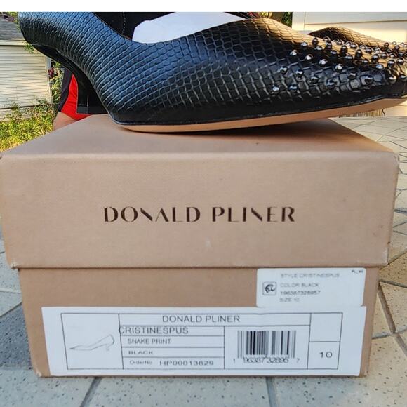 Donald Pliner CRISTINE Studded Snakeskin Kitten Heel Pumps 10 - Picture 7 of 12